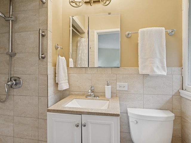 811 Redwood Ln, Glenview, IL 60025 - full bath with toilet, vanity, tiled shower, and tile walls
