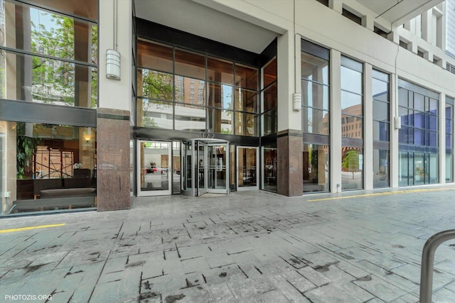 1122 N Clark St Unit 1405, Chicago, IL 60610 - photo 2