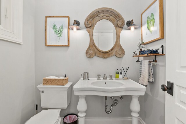 2429 W Belden Ave, Chicago, IL 60647 - half bath with toilet and a sink