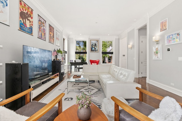 2429 W Belden Ave, Chicago, IL 60647 - living room featuring crown molding, wood finished floors, and recessed lighting