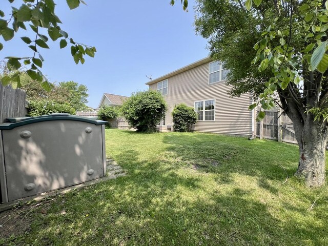 4005 Pebblebrook Ln, Champaign, IL 61822 - view of fenced backyard