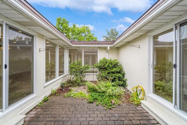 2240 Vista Ct, Northbrook, IL 60062 - view of patio / terrace