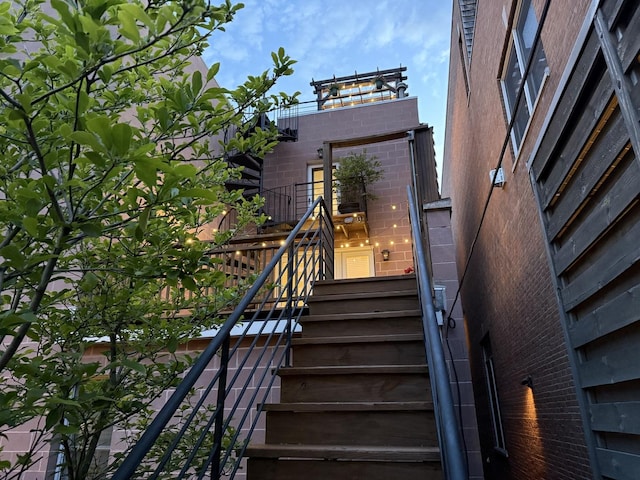 2417 N Janssen Ave Unit C, Chicago, IL 60614 - view of stairway