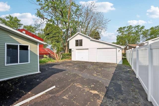 1508 N Lake Shore Dr, Round Lake Beach, IL 60073 - view of detached garage