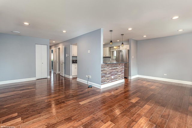5008 W 122nd St Unit 2B, Alsip, IL 60803 - unfurnished living room with baseboards, dark wood-type flooring, and recessed lighting