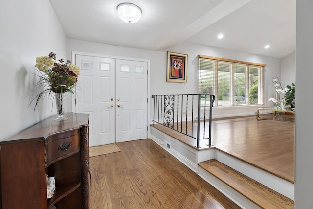 1452 Hemlock Knoll Ter, Northbrook, IL 60062 - entrance foyer featuring dark wood-style flooring and recessed lighting