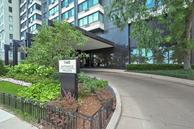 1440 N Lake Shore Dr Unit 10C, Chicago, IL 60610 - view of apartment building / complex