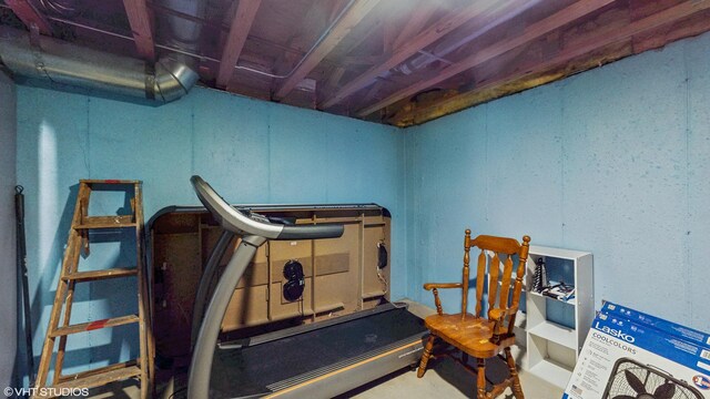 154 Wildflower Ln, Round Lake Beach, IL 60073 - view of workout room