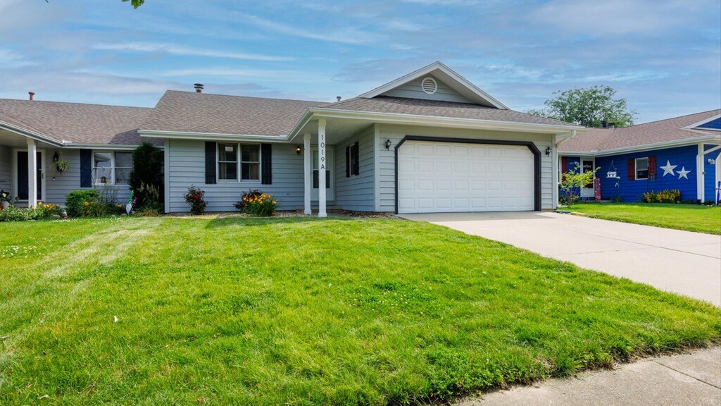 1019 Laesch Ave Unit A, Bloomington, IL 61704 - photo 1