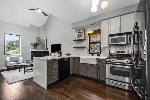 2035 W Crystal St Unit 3, Chicago, IL 60622 - kitchen featuring stainless steel appliances, a sink, a peninsula, open floor plan, and backsplash