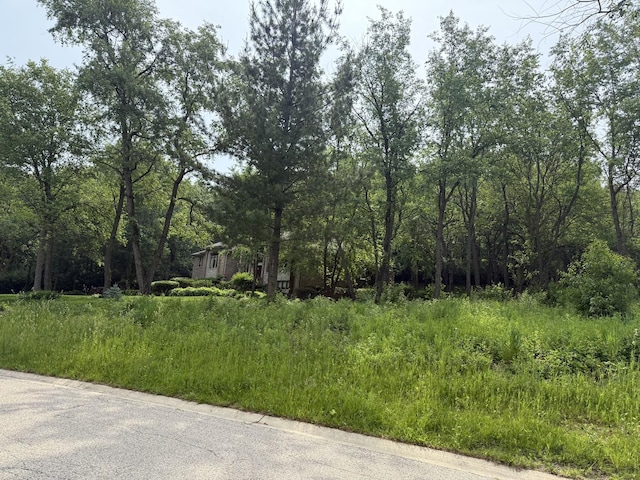 3888 Carlisle Dr, Crystal Lake, IL 60012