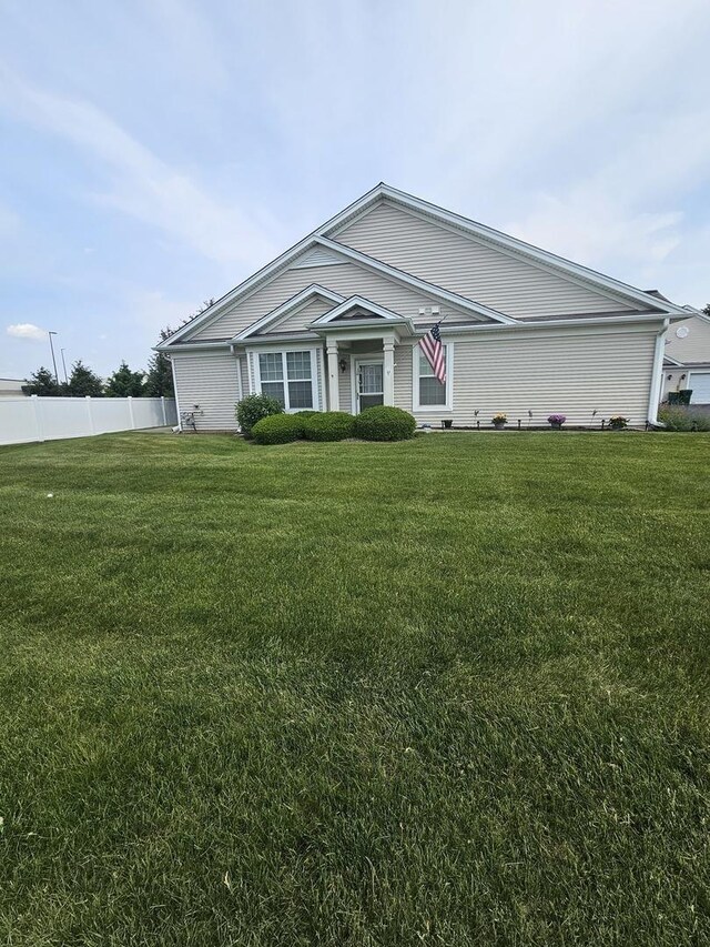 13592 Delaney Rd, Huntley, IL 60142 - photo 2