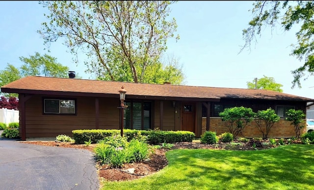 7713 Brookhaven Ave, Darien, IL 60561 - photo 1