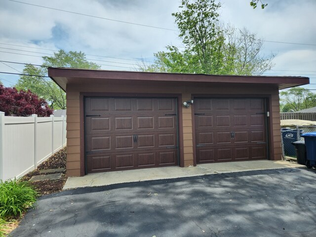 7713 Brookhaven Ave, Darien, IL 60561 - photo 8