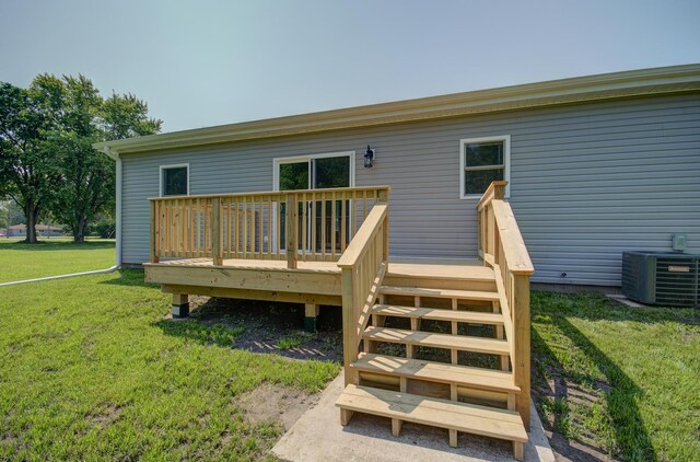 382 W 3rd St, Braidwood, IL 60408 - wooden deck featuring a yard