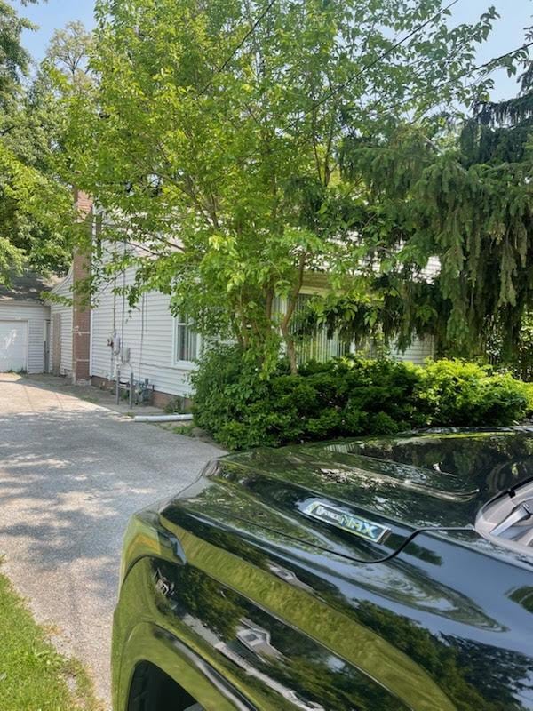 3714 Blackstone Ave, Markham, IL 60428 - view of front of house with driveway