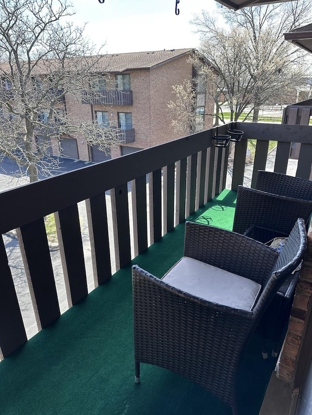 320 Sheridan Dr Unit 2C, Willowbrook, IL 60527 - view of balcony