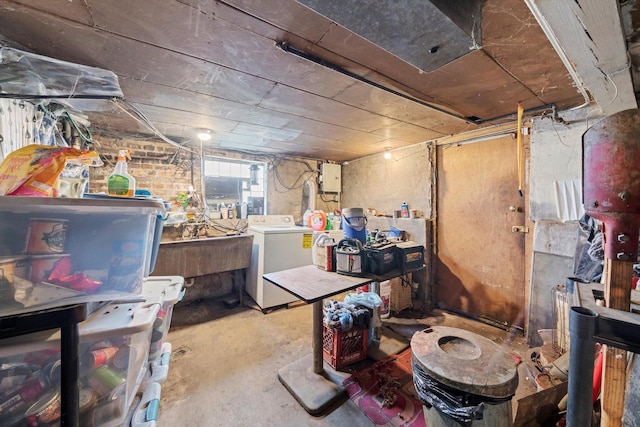6108 S Honore St, Chicago, IL 60636 - basement featuring washer / clothes dryer and electric panel