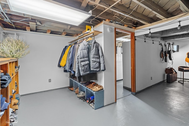 915 E Duane Blvd, Kankakee, IL 60901 - view of basement