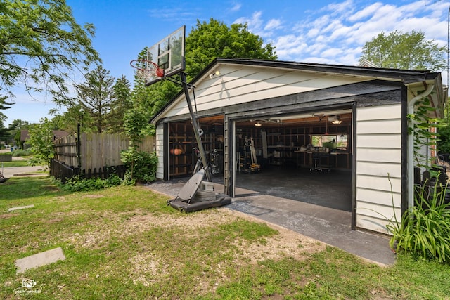915 E Duane Blvd, Kankakee, IL 60901 - exterior space with a garage and an outdoor structure