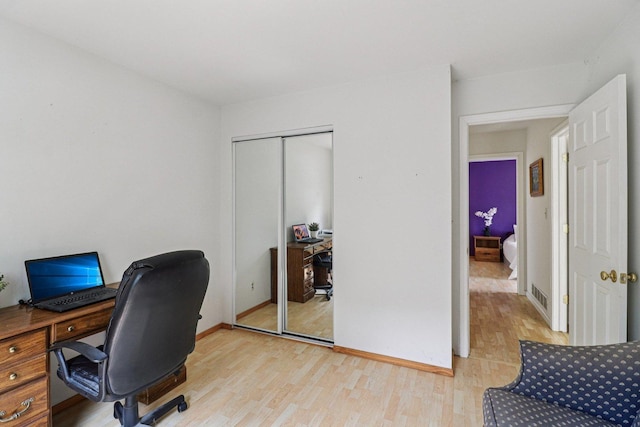 1705 N Donovan St, Mchenry, IL 60050 - office area with light wood-style flooring and baseboards