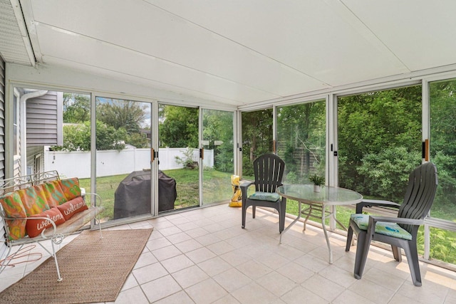 1705 N Donovan St, Mchenry, IL 60050 - view of sunroom / solarium