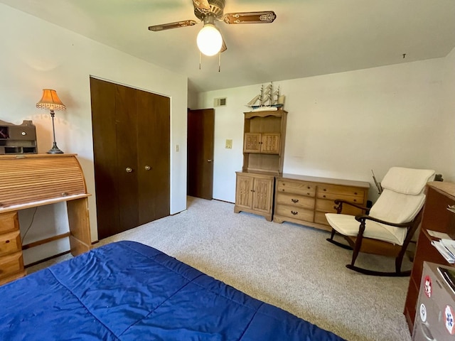 17581 W Summit Dr, Grayslake, IL 60030 - bedroom with carpet, a closet, and ceiling fan