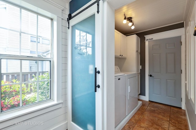1544 Birmingham Ln, Crystal Lake, IL 60014 - laundry area featuring cabinet space and washing machine and dryer