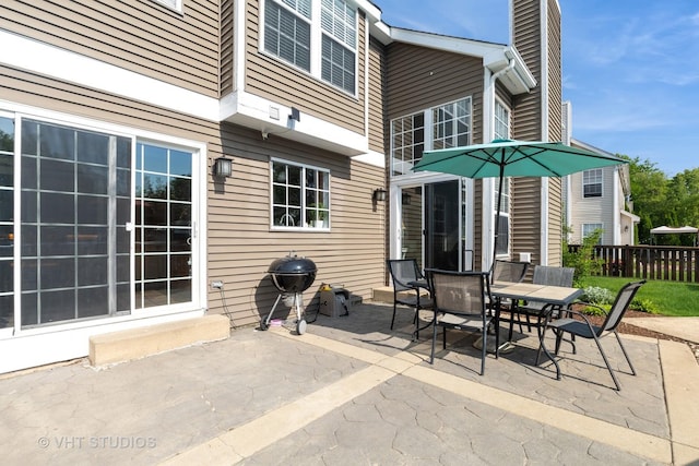 1544 Birmingham Ln, Crystal Lake, IL 60014 - view of patio / terrace featuring outdoor dining area