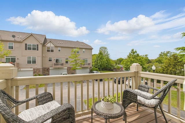 337 Bennett Dr, Carol Stream, IL 60188 - balcony featuring a residential view
