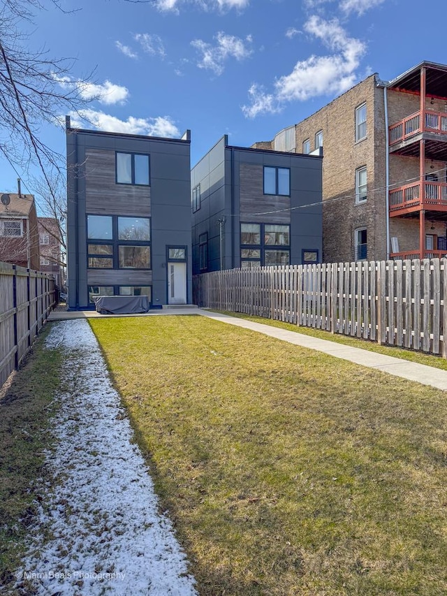 6123 S Ellis Ave, Chicago, IL 60637 - view of back of property