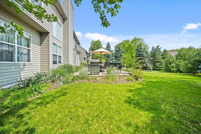 1839 Kings Gate Ln, Crystal Lake, IL 60014 - view of green lawn