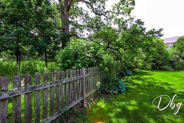 1971 W Greenleaf Dr, Round Lake, IL 60073 - photo 31