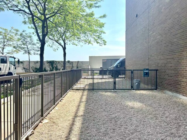 6033 N Sheridan Rd Unit 27C, Chicago, IL 60660 - view of gate