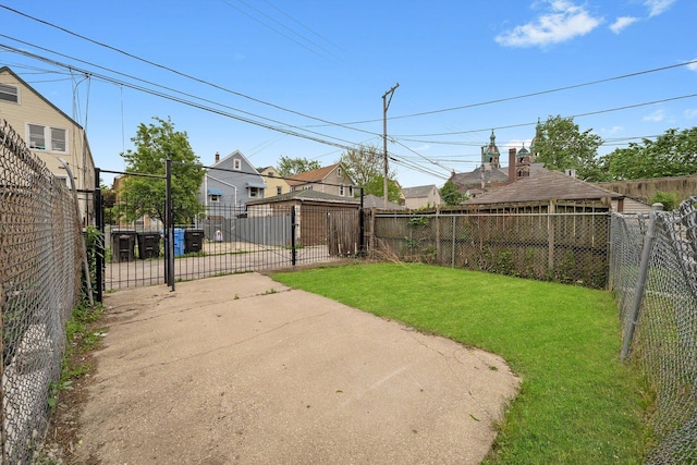 4513 S Wood St, Chicago, IL 60609 - view of yard with a gate and a residential view