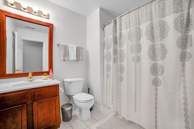 2585 Lambert Dr, Aurora, IL 60503 - full bathroom featuring tile patterned flooring, vanity, and a shower with curtain