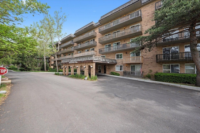 505 Redondo Dr Unit 305, Downers Grove, IL 60516 - photo 34