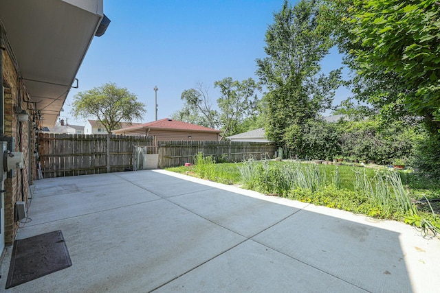9406 N Oak Ave N, Des Plaines, IL 60016 - view of patio / terrace