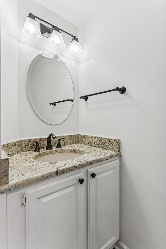 1443 W Wrightwood Ave Unit B, Chicago, IL 60614 - bathroom with vanity