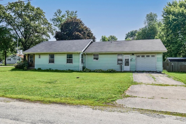 300 S Bentley St, Pontiac, IL 61764 - photo 1