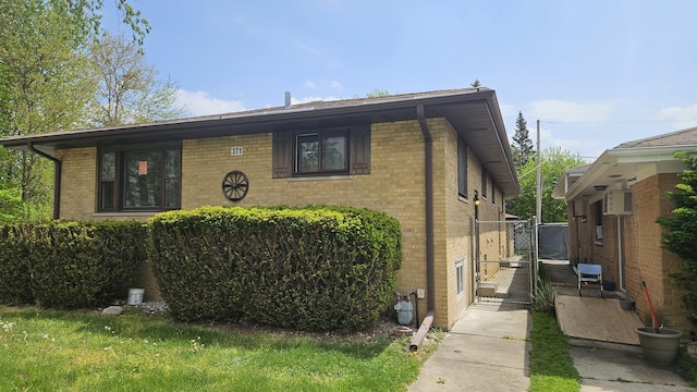371 Buffalo Ave, Calumet City, IL 60409 - photo 1