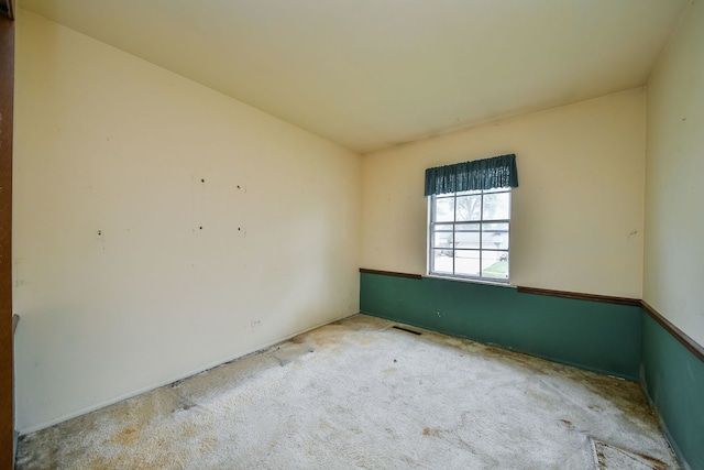 323 Mark Ave, Glendale Heights, IL 60139 - empty room with carpet floors