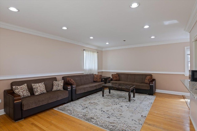 8353 N Drake Ave, Skokie, IL 60076 - living room featuring light wood finished floors, recessed lighting, ornamental molding, and baseboards