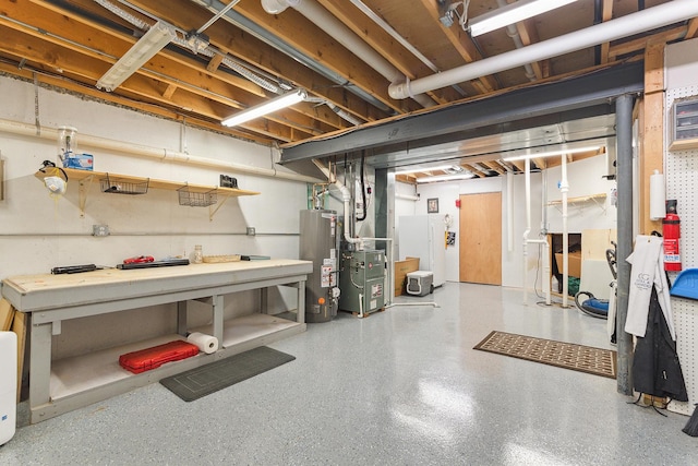20142 Crystal Lake Way, Frankfort, IL 60423 - unfinished below grade area featuring gas water heater and a workshop area