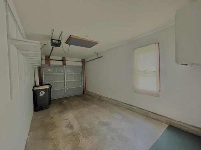 304 University Ln Unit 5, Elk Grove Village, IL 60007 - view of home's community featuring a water view and a lawn