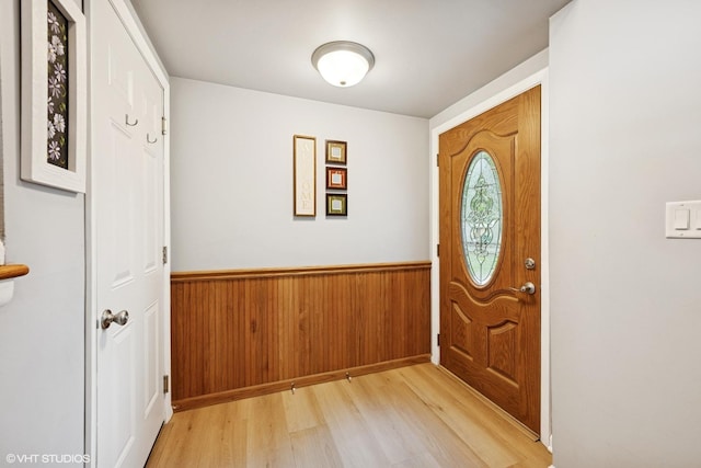 109 Chestnut Ln, Wheeling, IL 60090 - photo 2