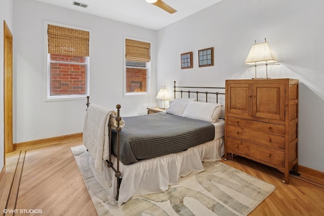 920 W Wolfram St Unit 3, Chicago, IL 60657 - bedroom featuring light wood-type flooring, baseboards, and ceiling fan