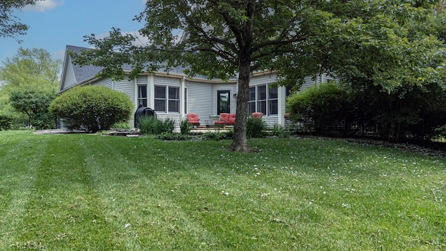 0S630 Hubbard Pl, Geneva, IL 60134 - rear view of property with a lawn and a sunroom