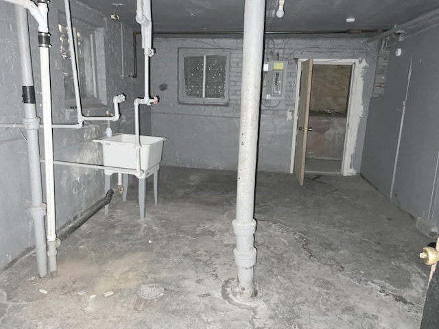 1511 N Linder Ave, Chicago, IL 60651 - unfinished basement featuring electric panel