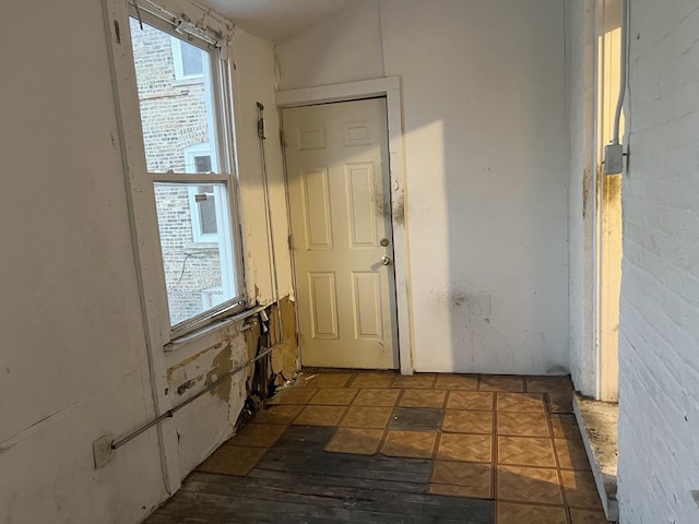 1511 N Linder Ave, Chicago, IL 60651 - view of foyer entrance